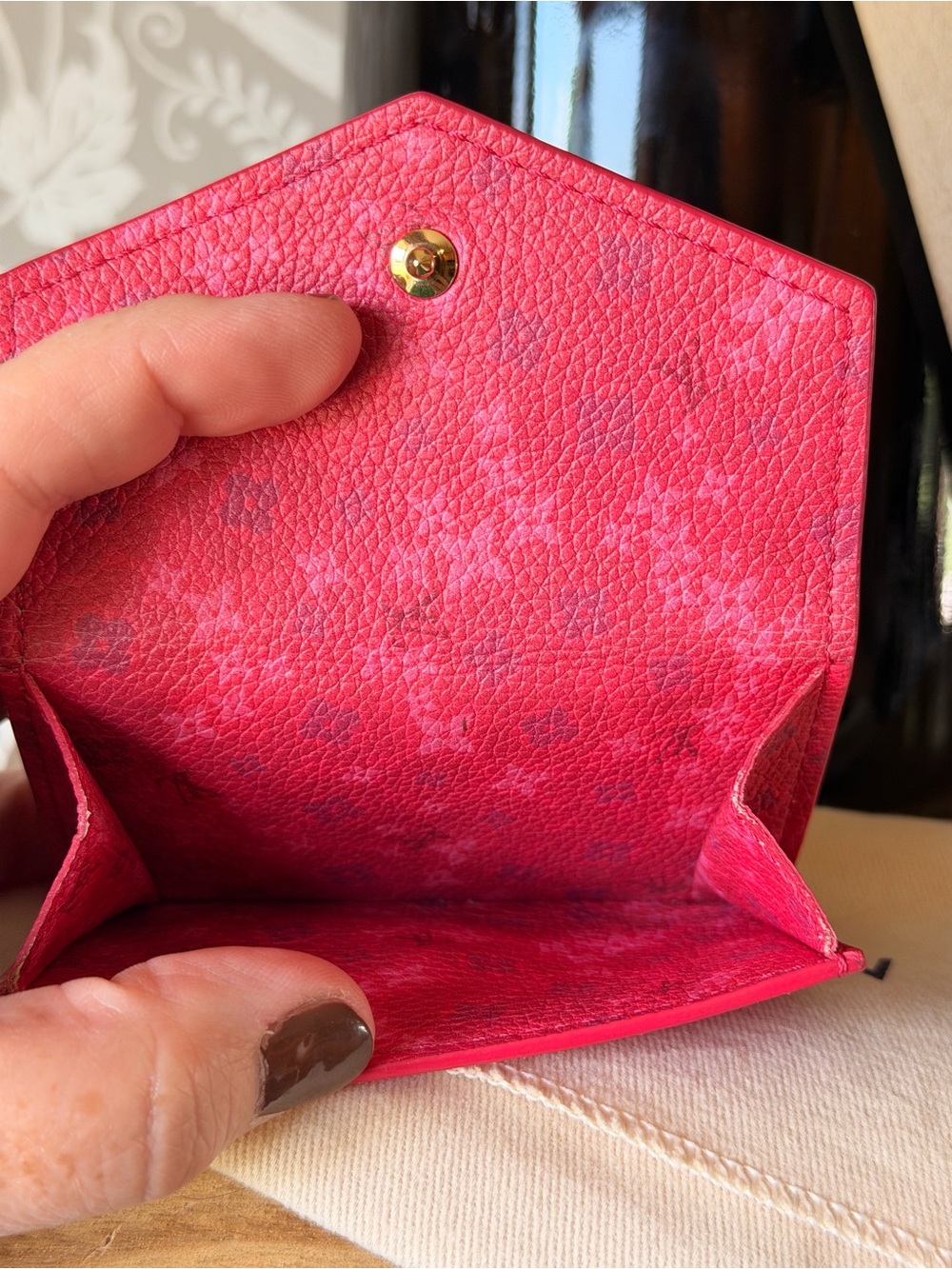 Louis Vuitton Lockmini Wallet Limited Pink Leather Floral Interior w/ Dustbag - Picture 11 of 17